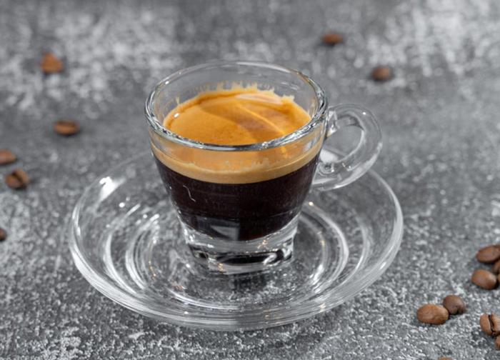 1 Shot Espresso chứa khoảng 60 - 70mg caffeine