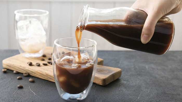Pha cà phê với nước lạnh được không